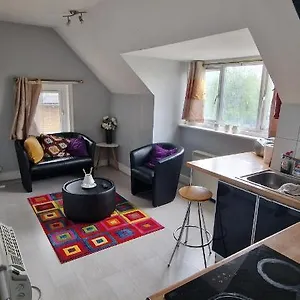 https://cosy-2-bedroom-flat-sleeps-6-people-close-to-lewisham.cambridgehotelsuk.com