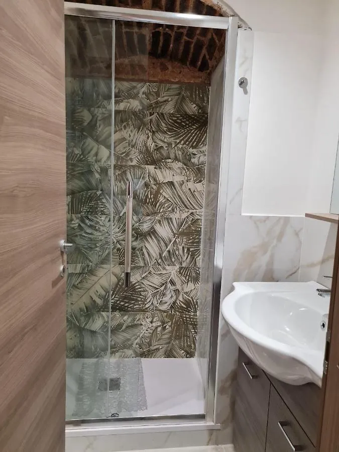 Gl Golden City Apartments Catania Italy