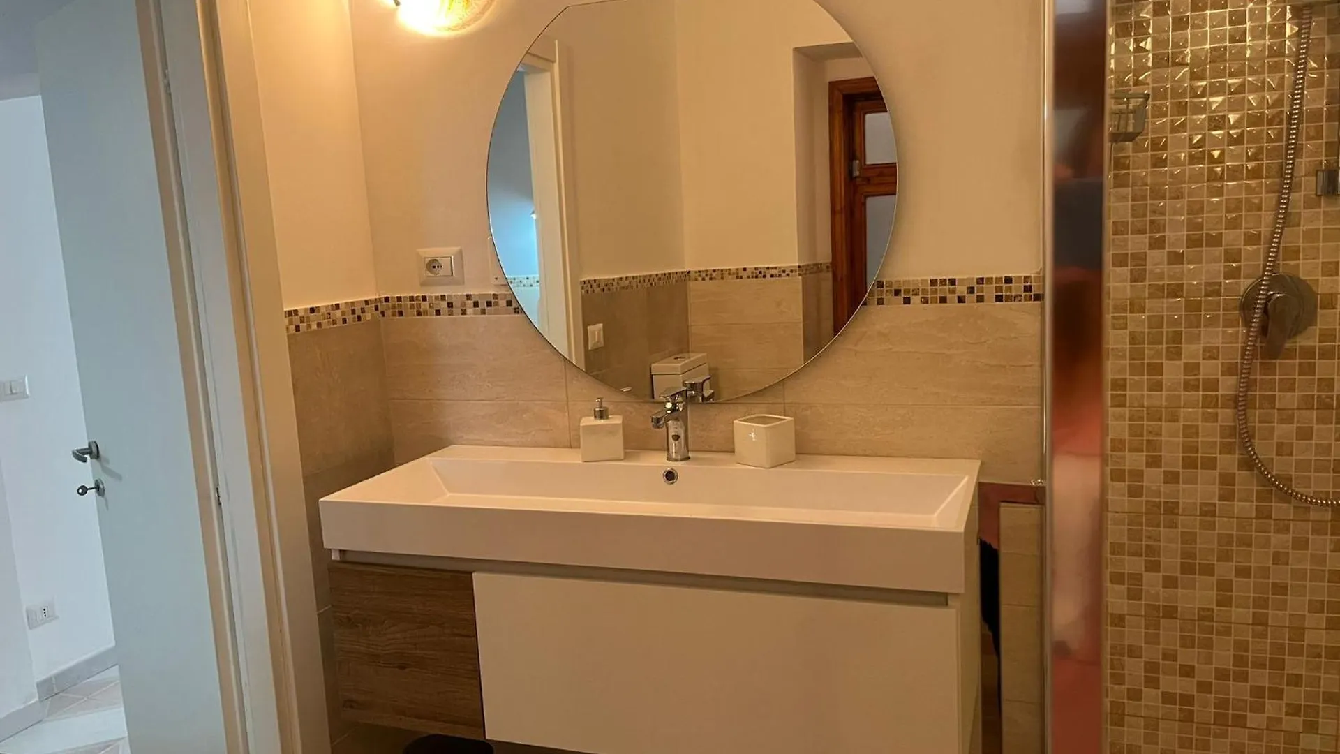 Gl Golden City Apartments Catania Italy