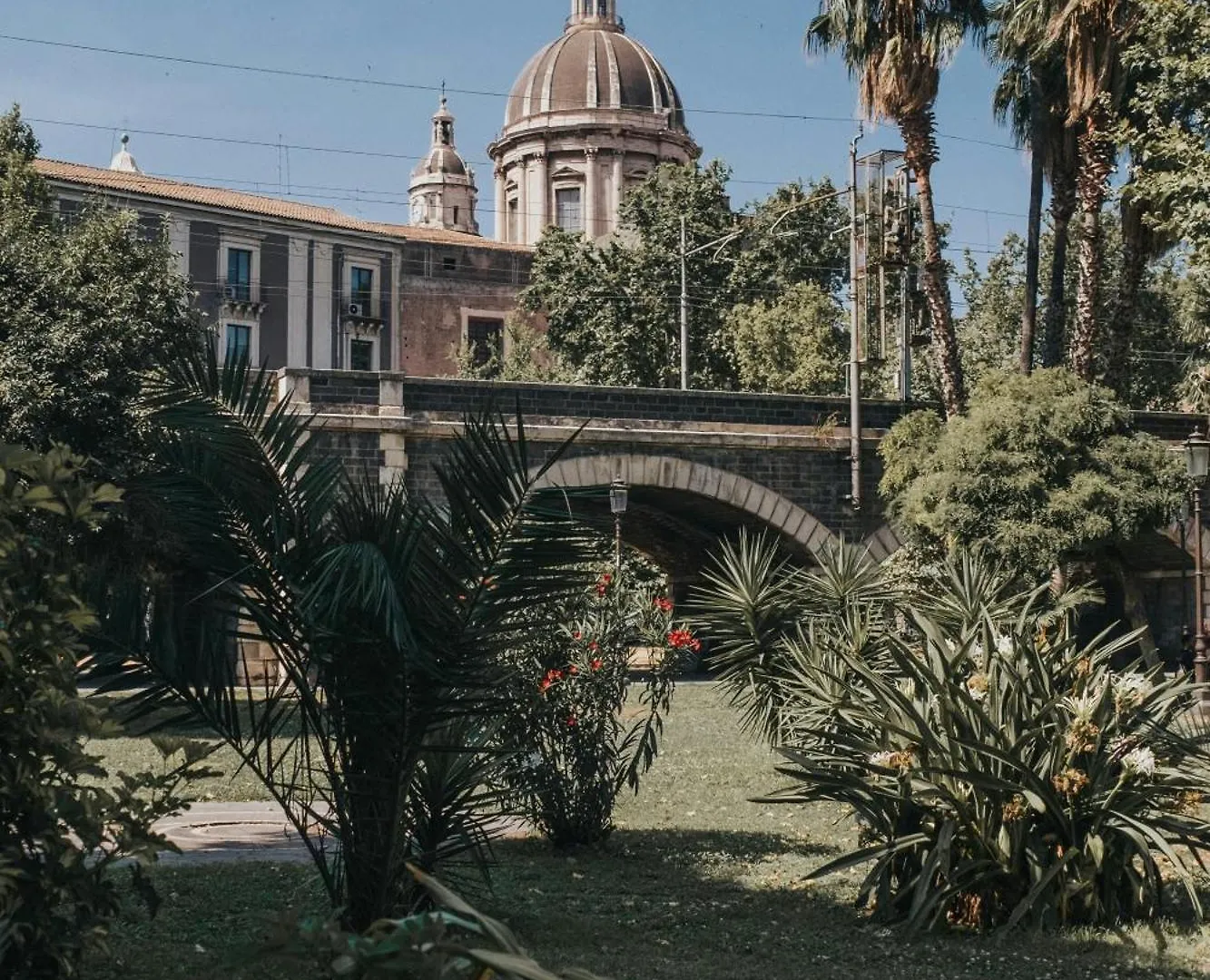 Gl Golden City Apartments Catania Italy